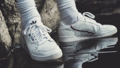 Welke kleur sneakers voor heren te kiezen?